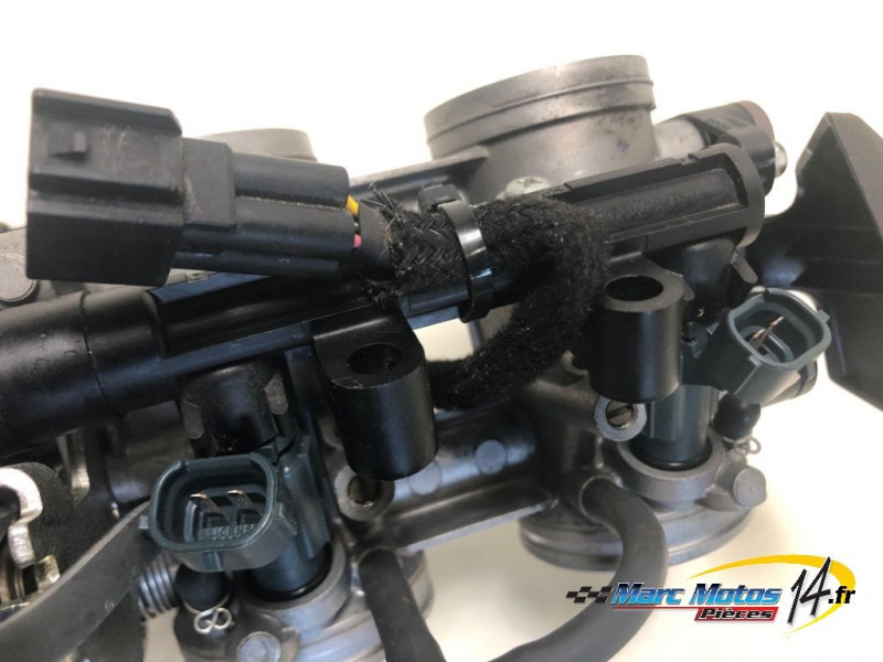 RAMPE D'INJECTION KAWASAKI Z800 2015