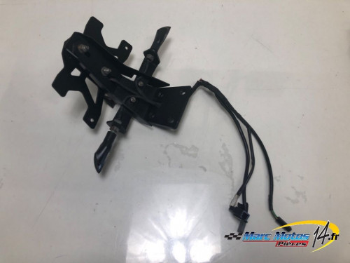 SUPPORT DE PLAQUE KAWASAKI Z800 2015