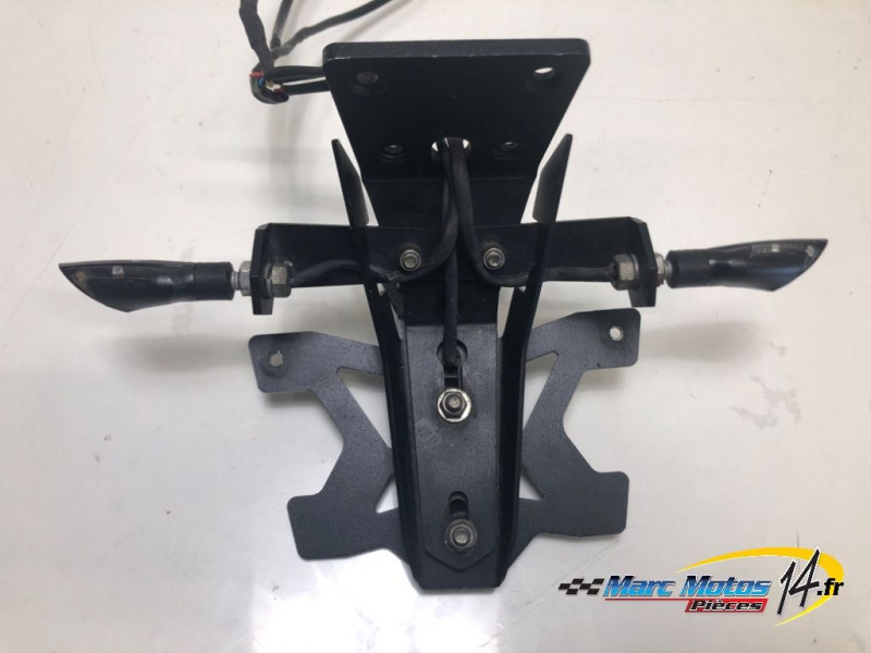 SUPPORT DE PLAQUE KAWASAKI Z800 2015
