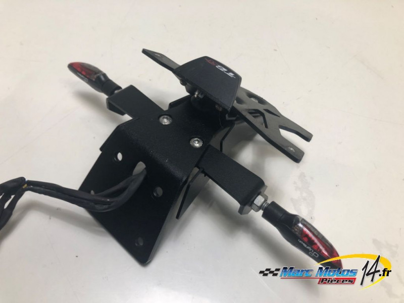 SUPPORT DE PLAQUE KAWASAKI Z800 2015