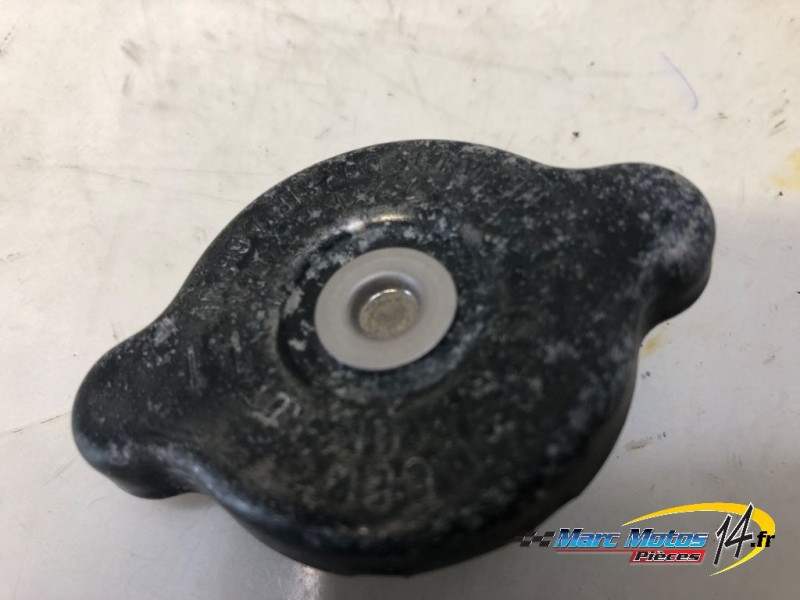 BOUCHON DE RADIATEUR KAWASAKI Z750 2008