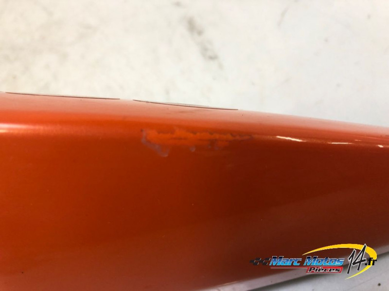 CACHE LATERAL GAUCHE KAWASAKI Z750 2008
