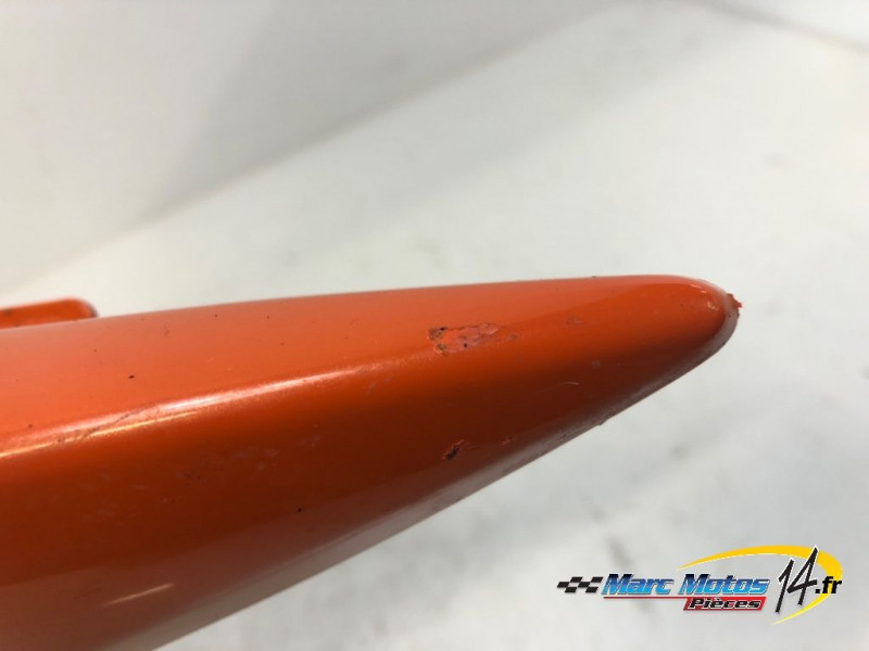 CACHE LATERAL GAUCHE KAWASAKI Z750 2008