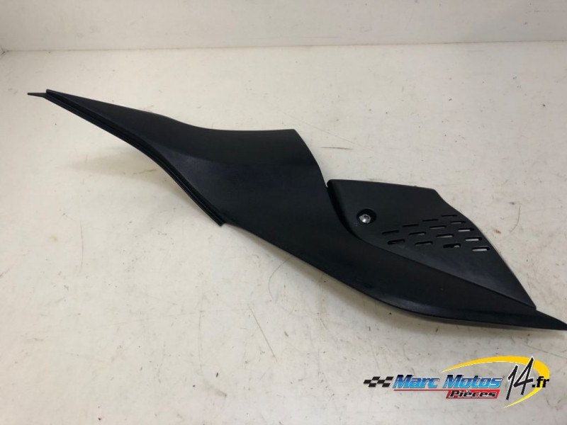 CACHE LATERAL INTERMEDIAIRE GAUCHE KAWASAKI Z750 2008