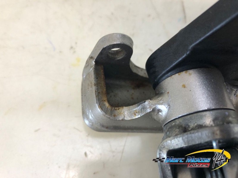 PLATINE AVANT DROITE KAWASAKI Z750 2008