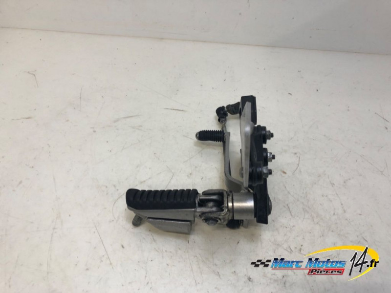 PLATINE AVANT GAUCHE KAWASAKI Z750 2008