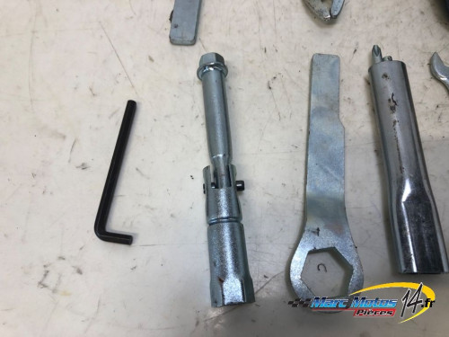 TROUSSE A OUTILS KAWASAKI Z750 2008