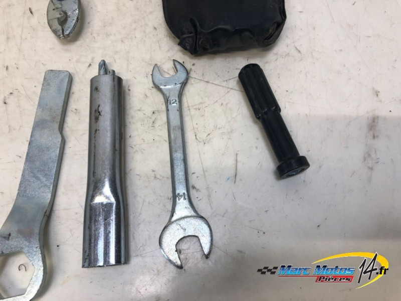 TROUSSE A OUTILS KAWASAKI Z750 2008