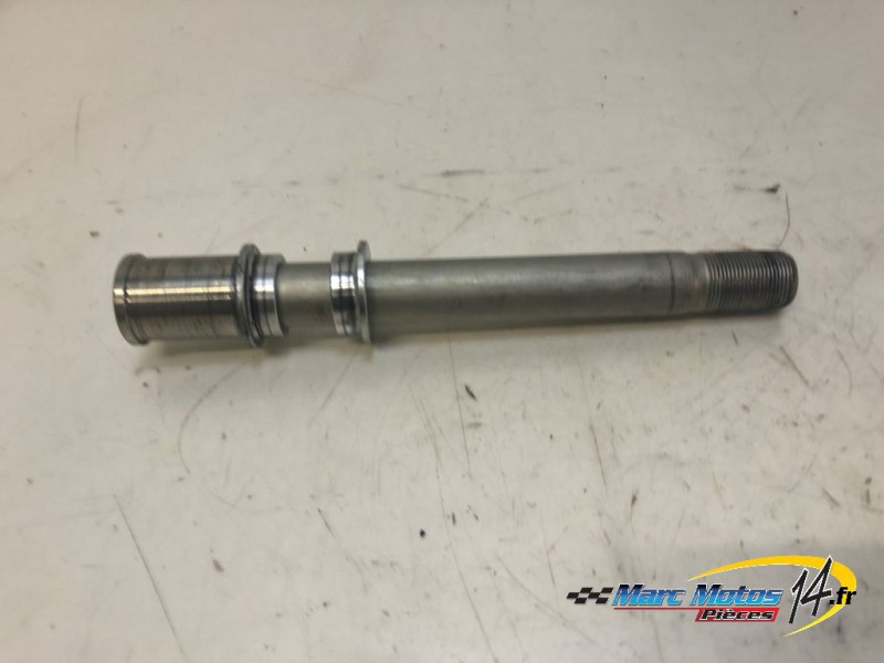 AXE DE ROUE AVANT KAWASAKI ZX6R 636 2019