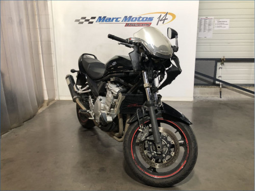 SUZUKI 650 BANDIT S