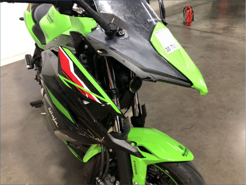 KAWASAKI 650 NINJA 