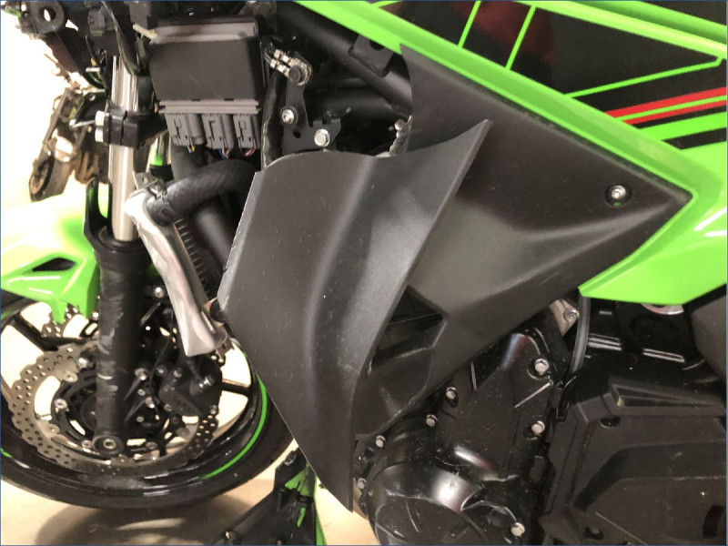 KAWASAKI 650 NINJA 