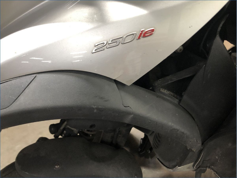 PIAGGIO 250 MP3 LT