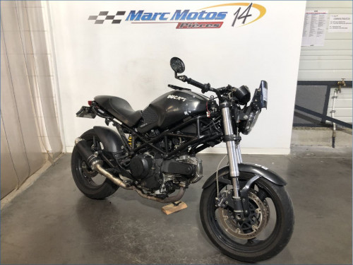 DUCATI 695 MONSTER 
