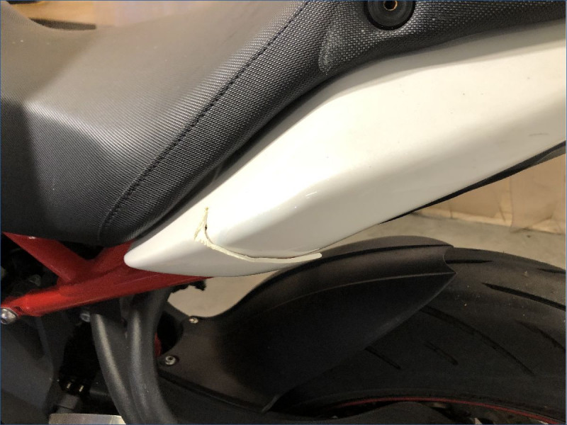 TRIUMPH 1050 SPEED TRIPLE 