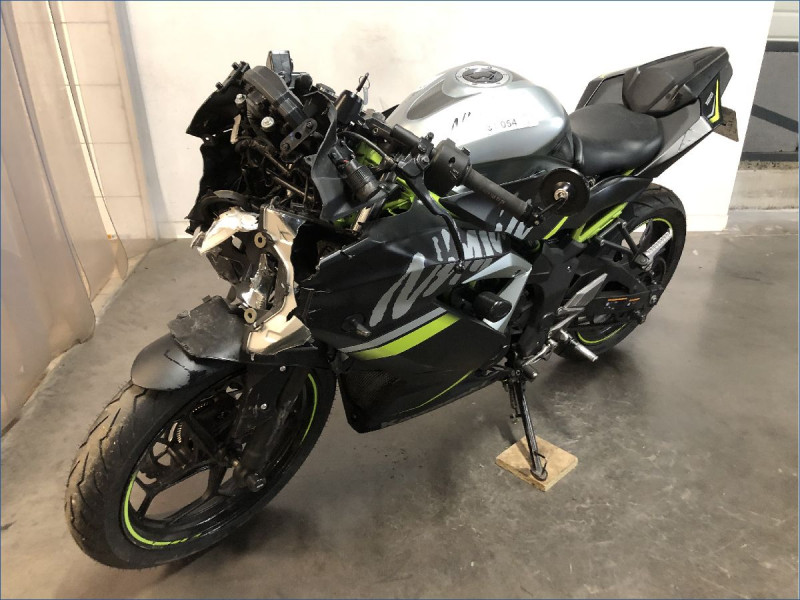 KAWASAKI 125 NINJA 