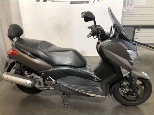 YAMAHA 125 XMAX 