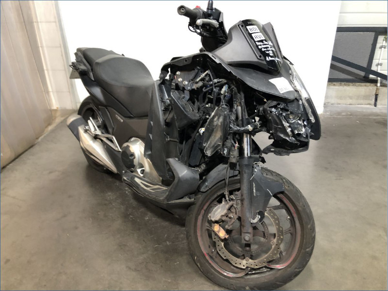 HONDA 750 INTEGRA 