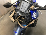 YAMAHA R7 