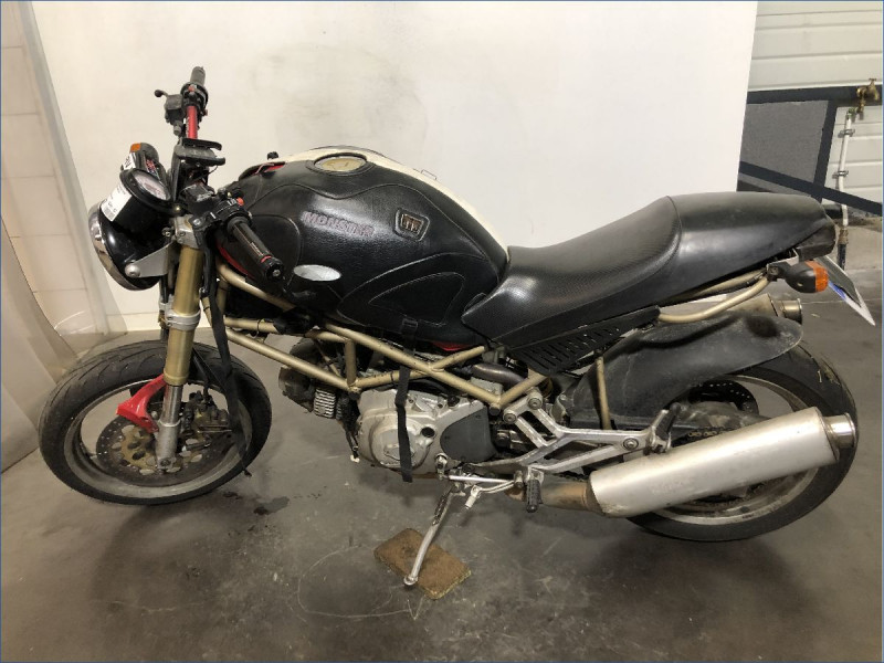 DUCATI 600 MONSTER 