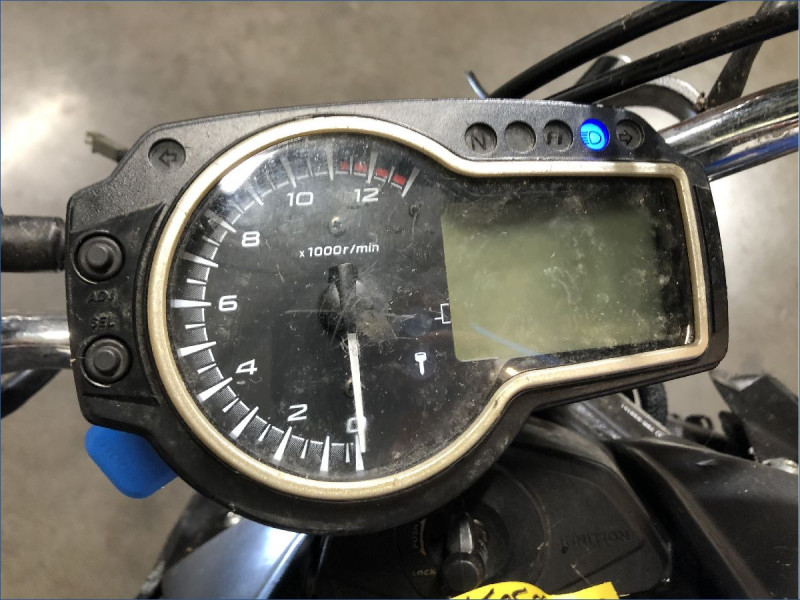SUZUKI 750 GSR 