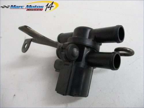 CLAPET DE RECYCLAGE DES GAZ HONDA 125 VARADERO 2008