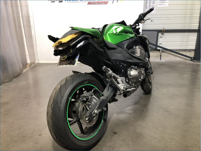 KAWASAKI Z800 