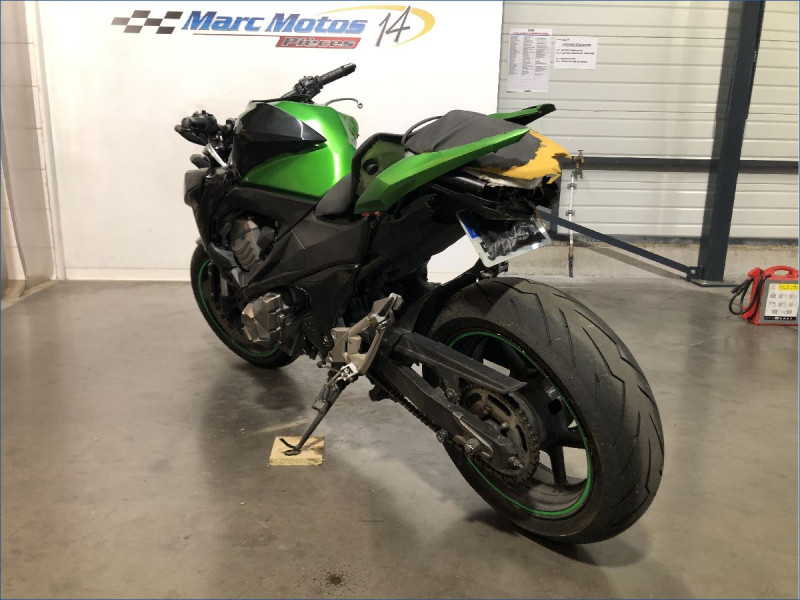 KAWASAKI Z800 