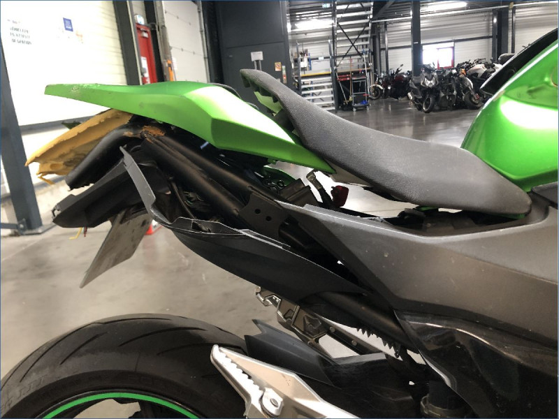 KAWASAKI Z800 