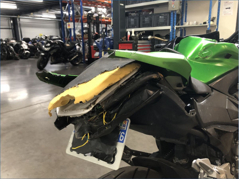 KAWASAKI Z800 