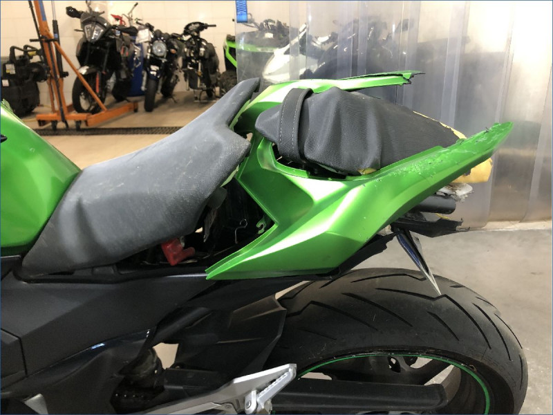 KAWASAKI Z800 
