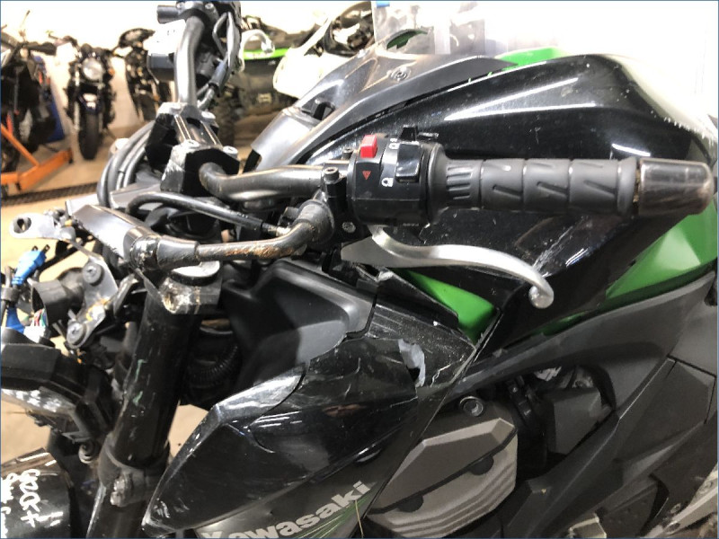 KAWASAKI Z800 