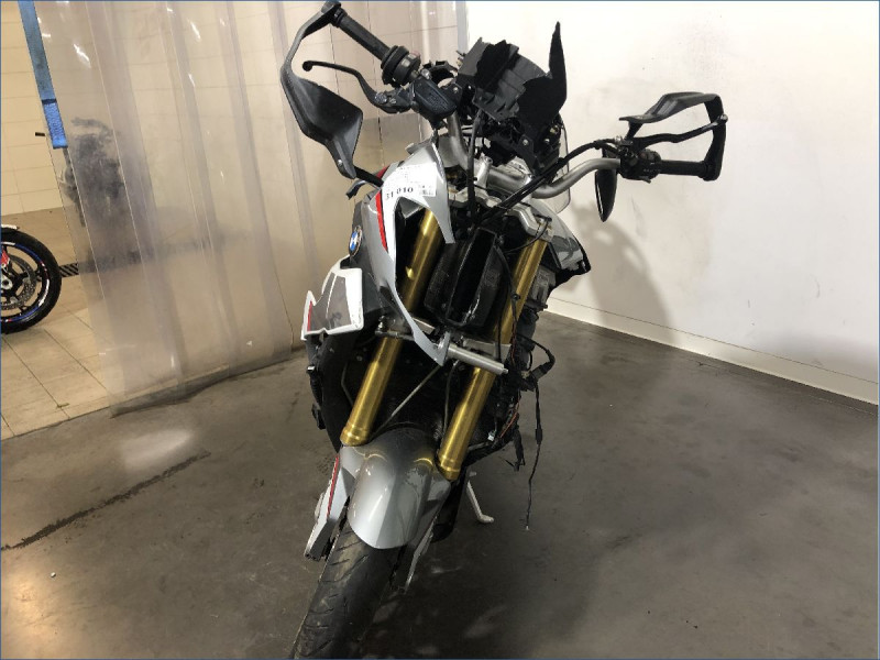 BMW S1000XR 
