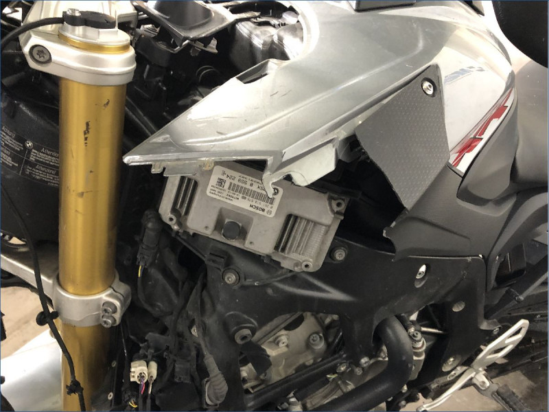 BMW S1000XR 