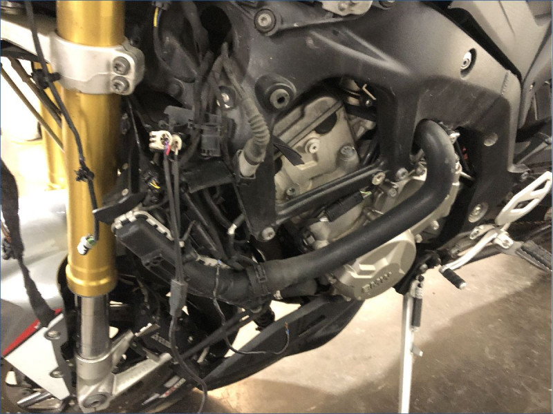 BMW S1000XR 