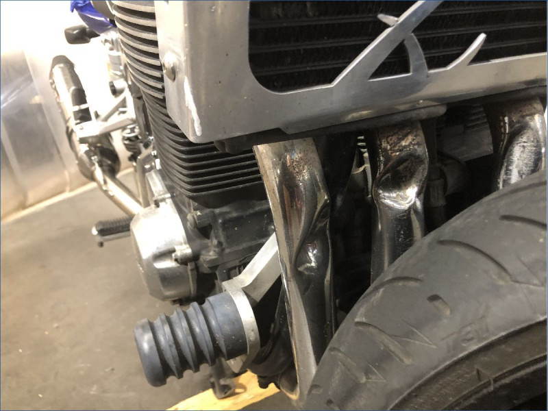 SUZUKI 1400 GSX 