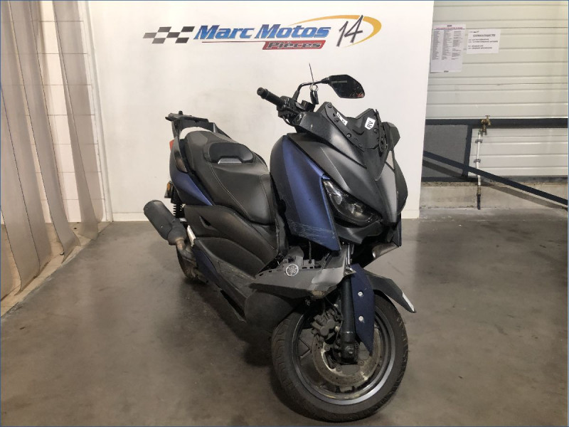YAMAHA 125 XMAX 