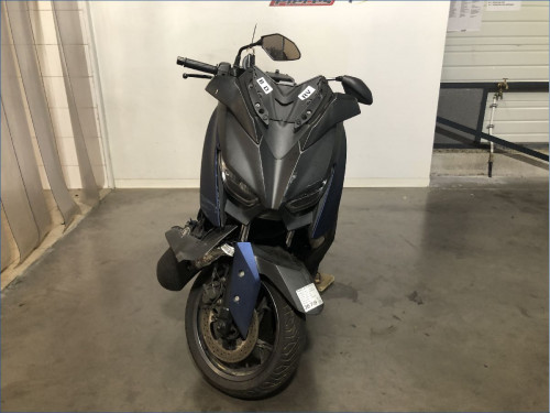 YAMAHA 125 XMAX 