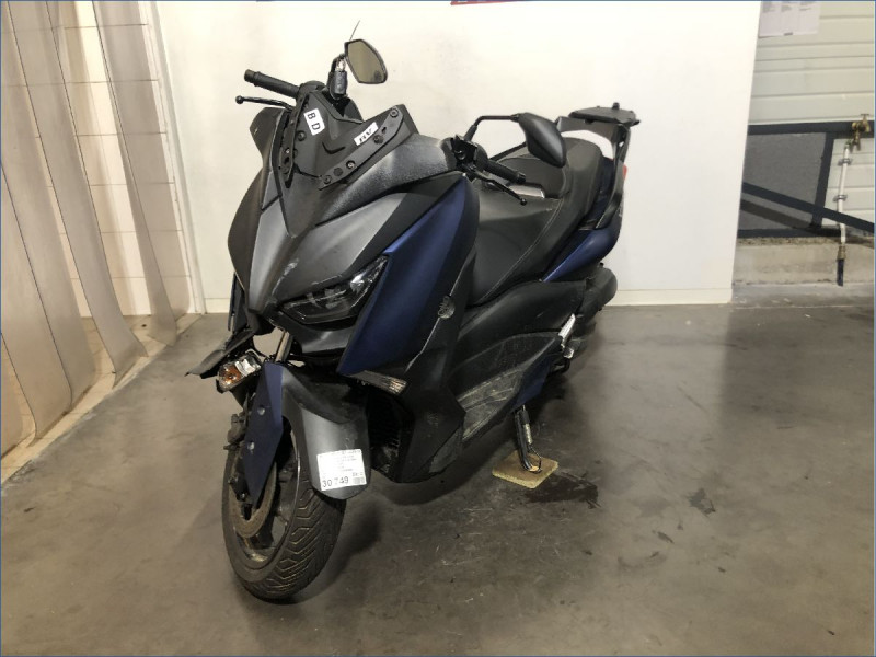 YAMAHA 125 XMAX 