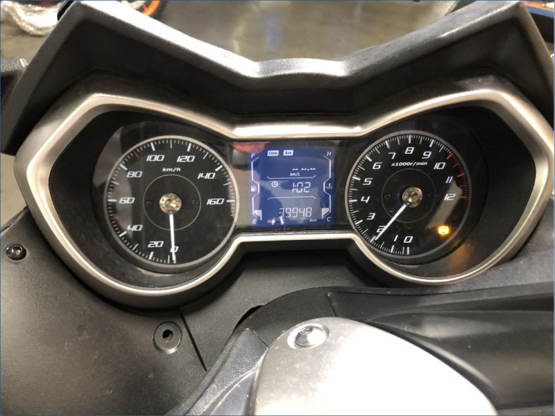 YAMAHA 125 XMAX 