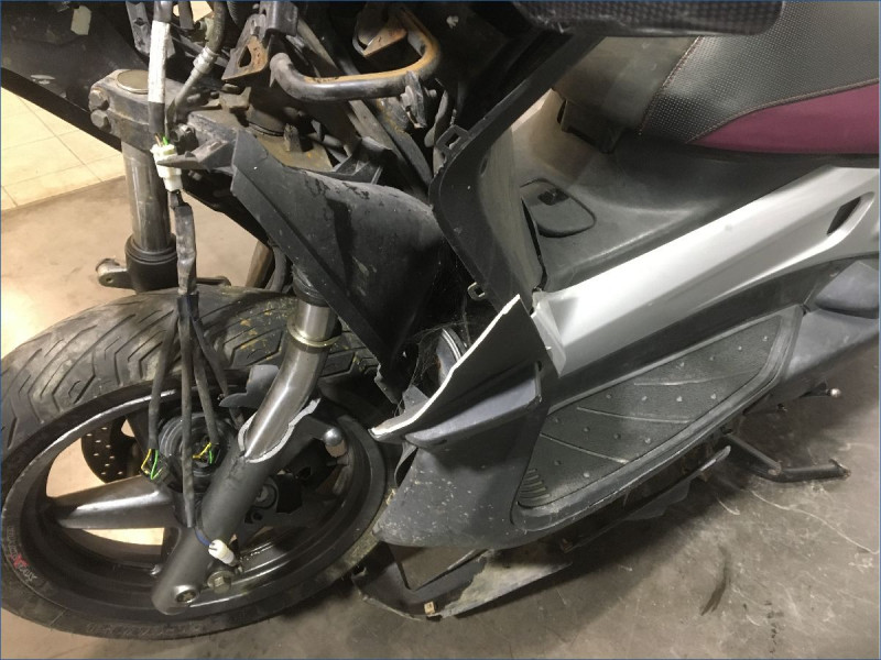 YAMAHA 125 XMAX 