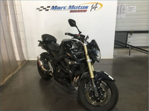 SUZUKI 750 GSR 