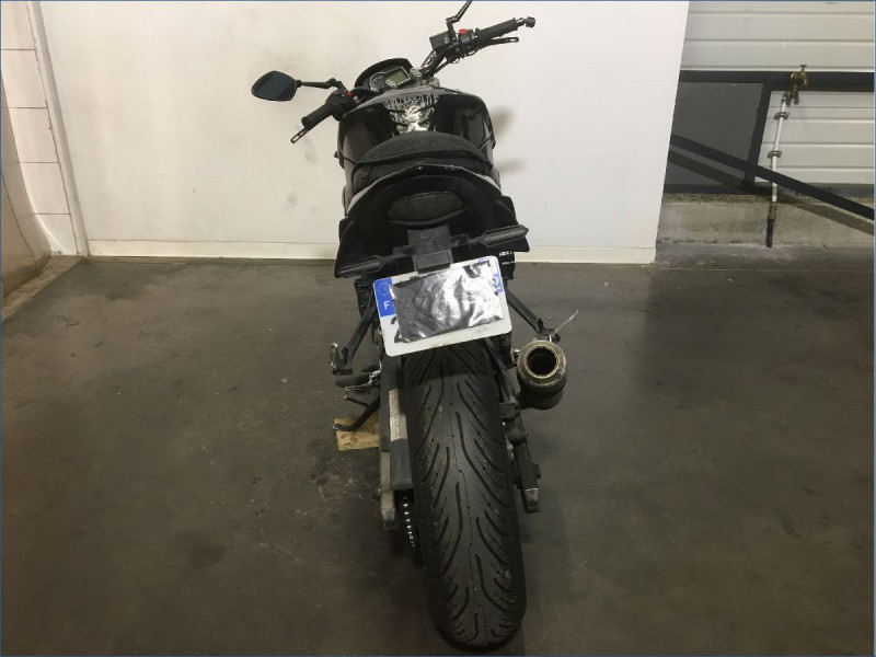 SUZUKI 750 GSR 