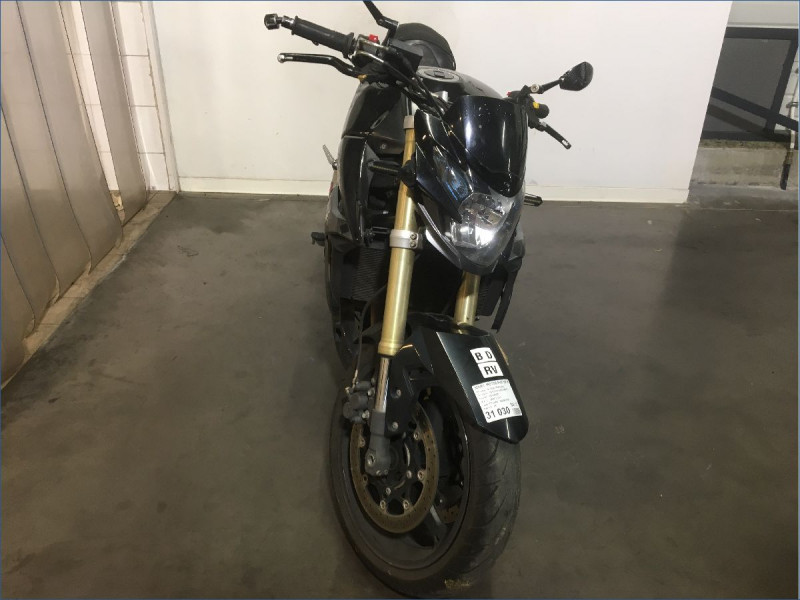 SUZUKI 750 GSR 