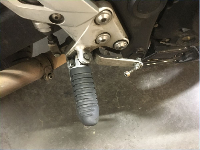 SUZUKI 750 GSR 