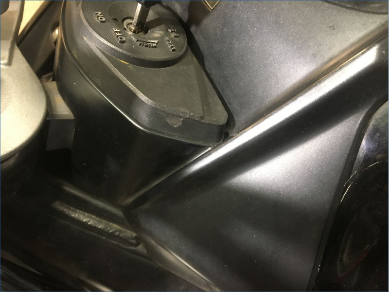 SUZUKI 750 GSR 
