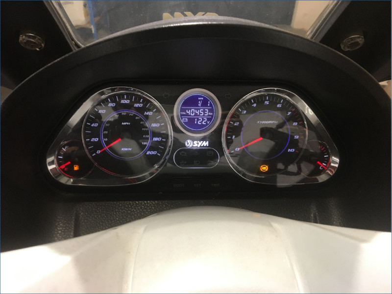 SYM 600 MAXSYM ABS