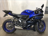 YAMAHA R7 
