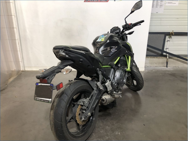 KAWASAKI Z650 