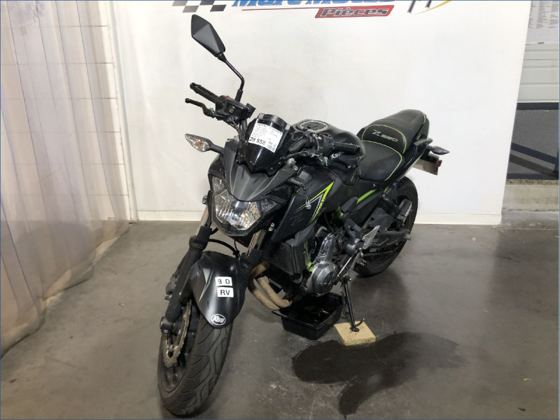 KAWASAKI Z650 